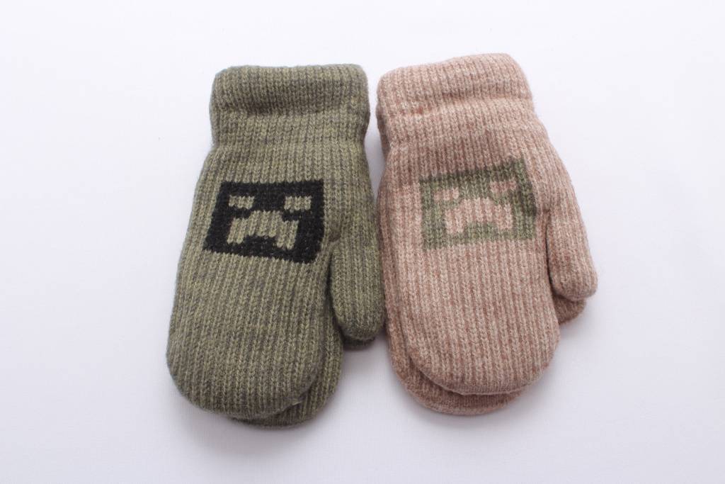 Варежки двойные