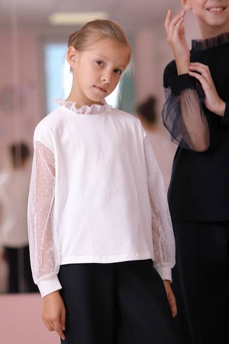 Блузка с длинным рукавом