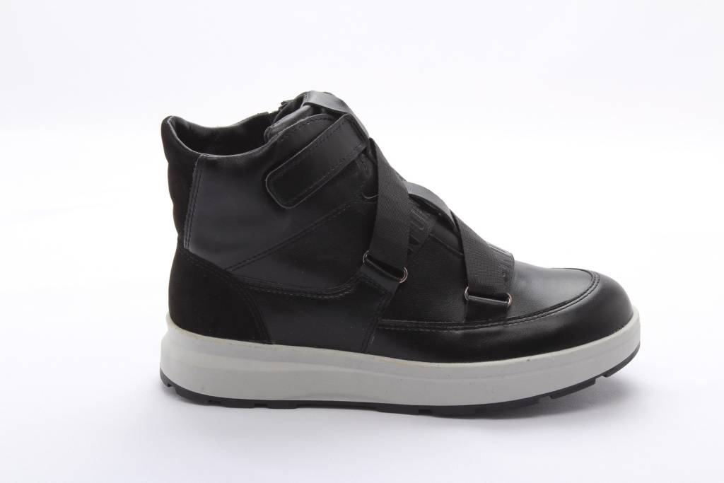 Ботинки зимние