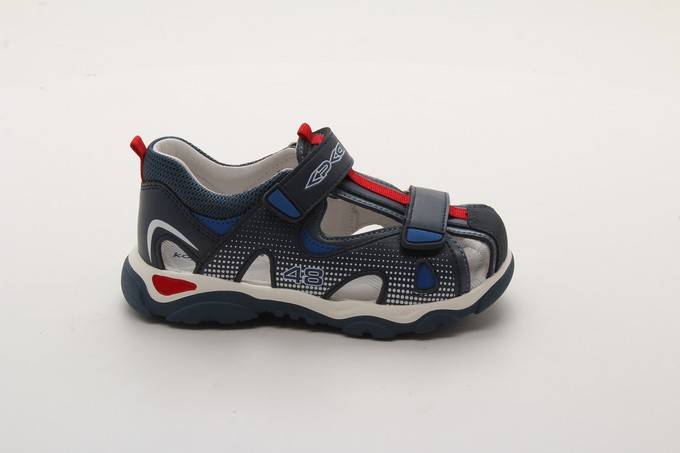 Сандалии закрытые