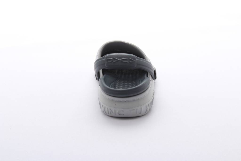 Обувь пляжная