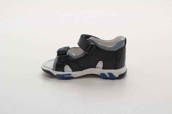 Сандалии открытые