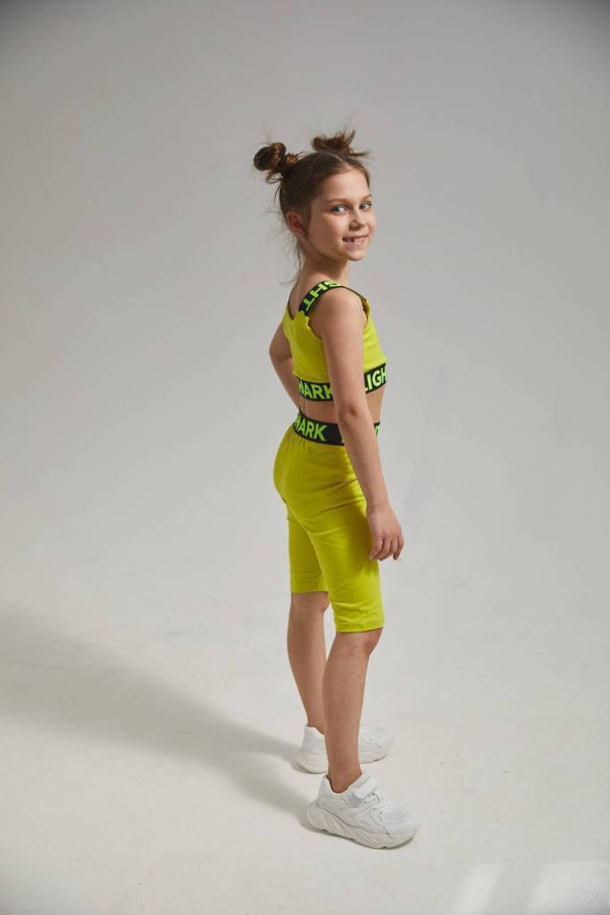 Костюм (топ/велосипедки)