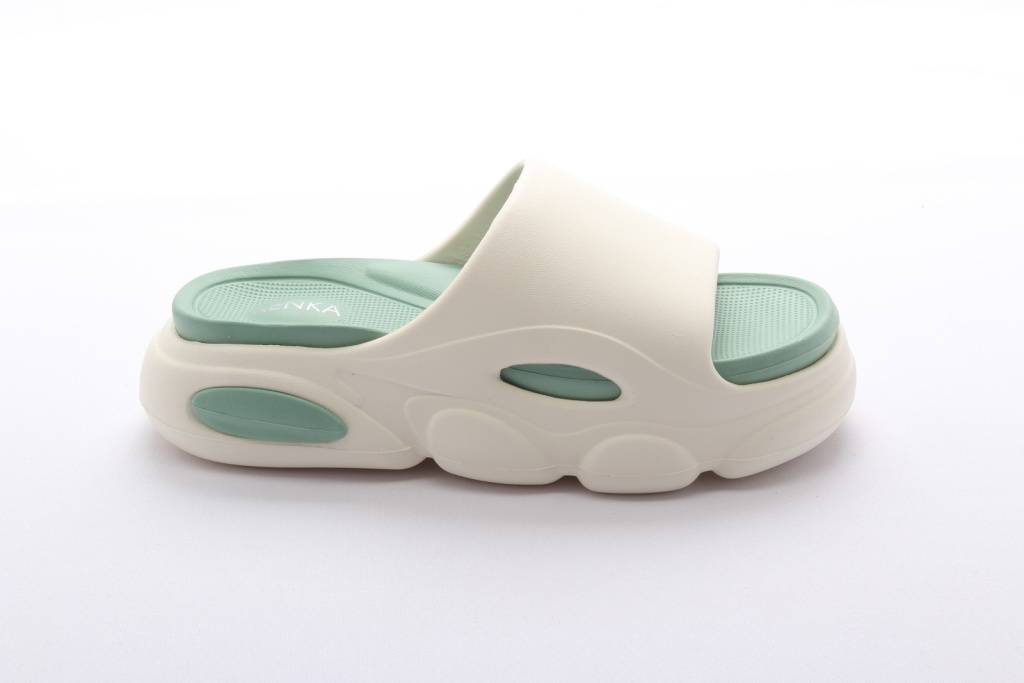 Обувь пляжная