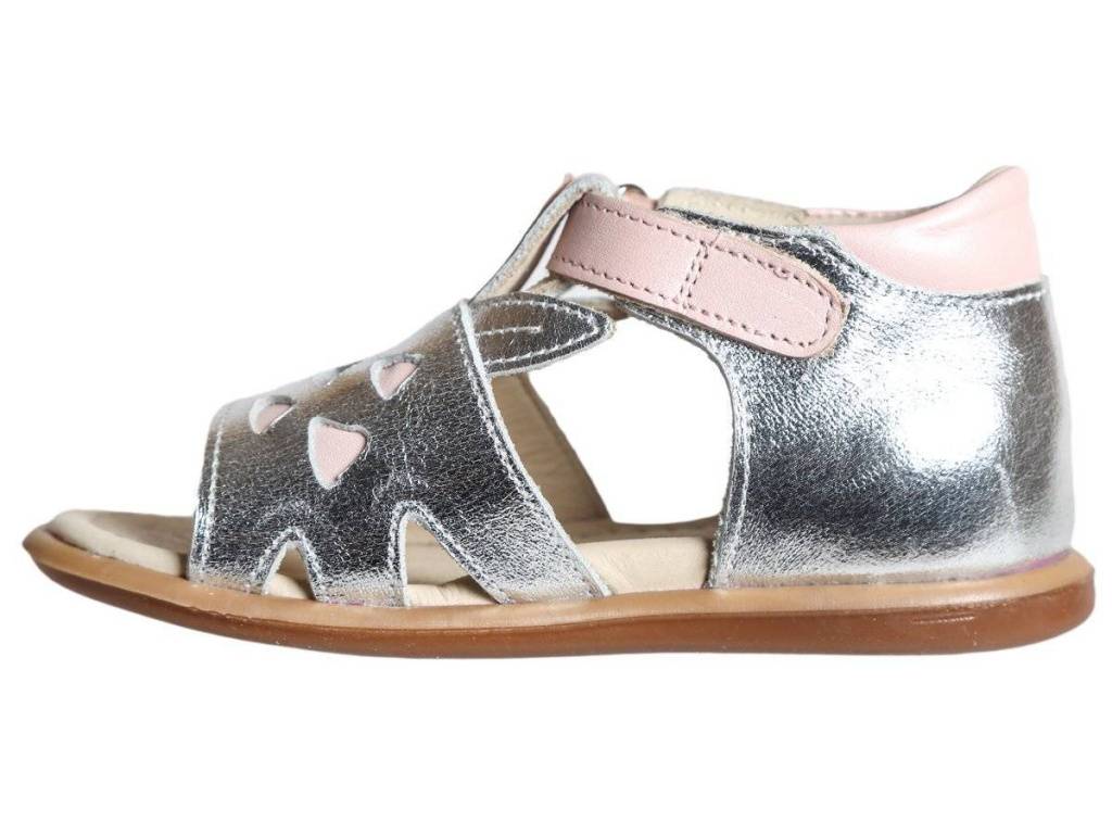 Сандалии открытые