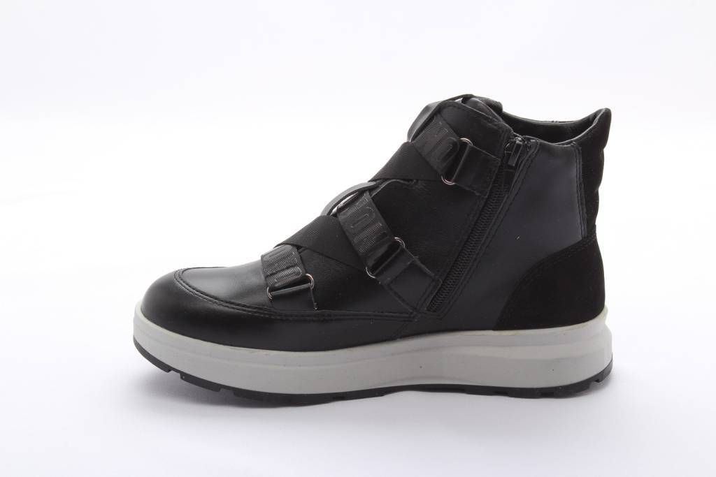 Ботинки зимние