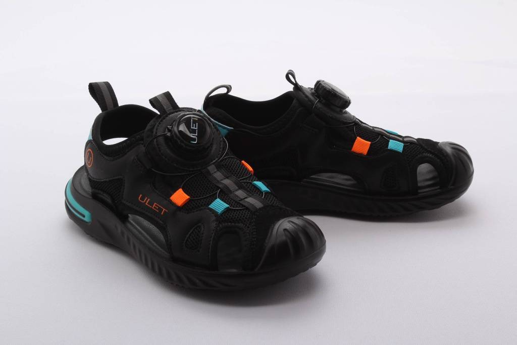 Сандалии закрытые