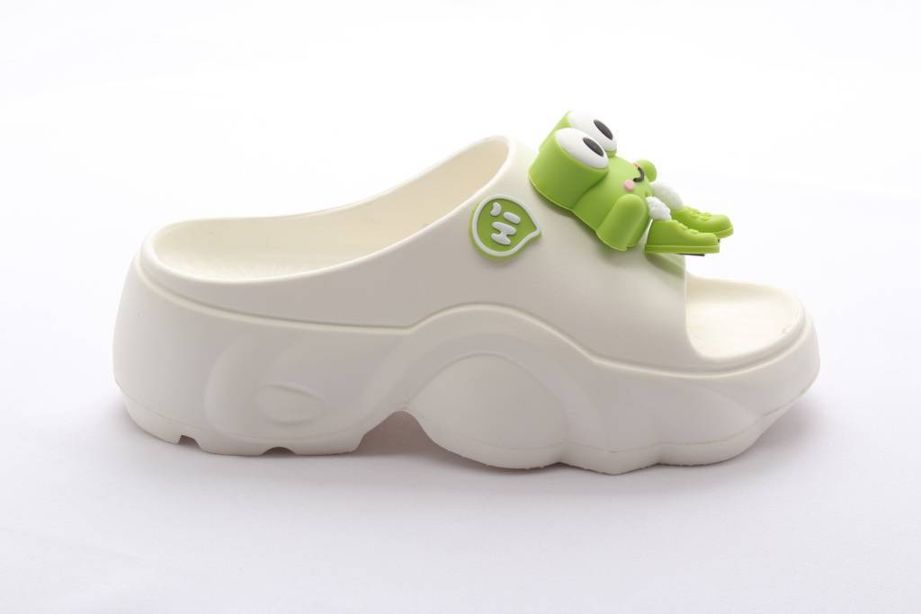 Обувь пляжная