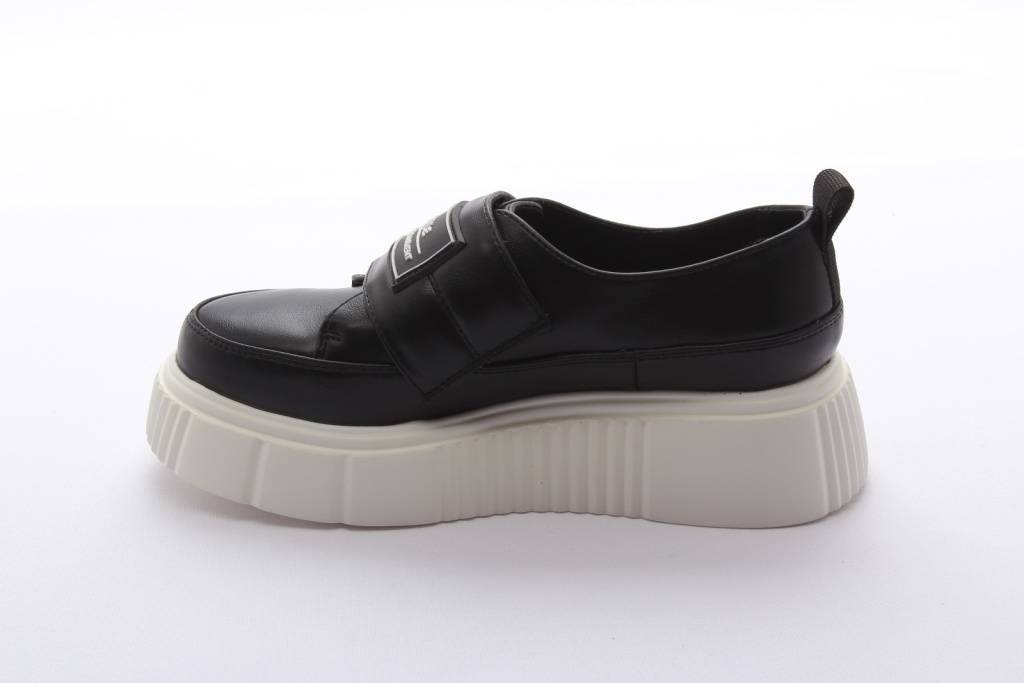 Полуботинки