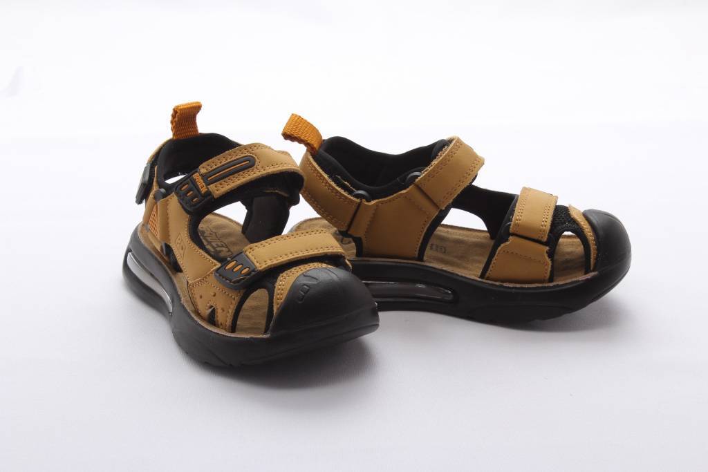 Сандалии закрытые