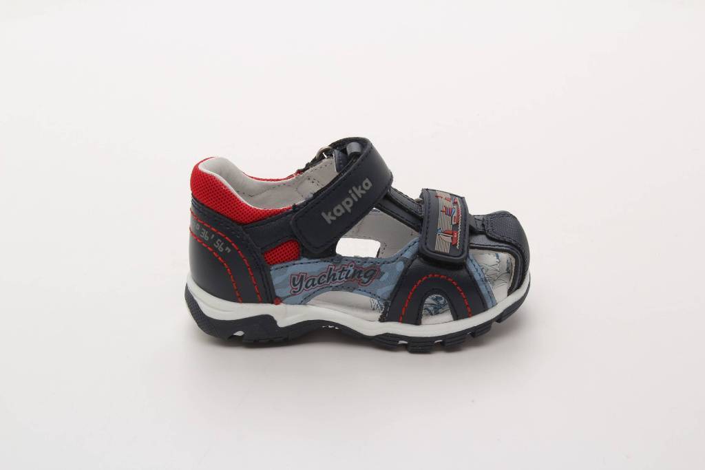 Сандалии закрытые