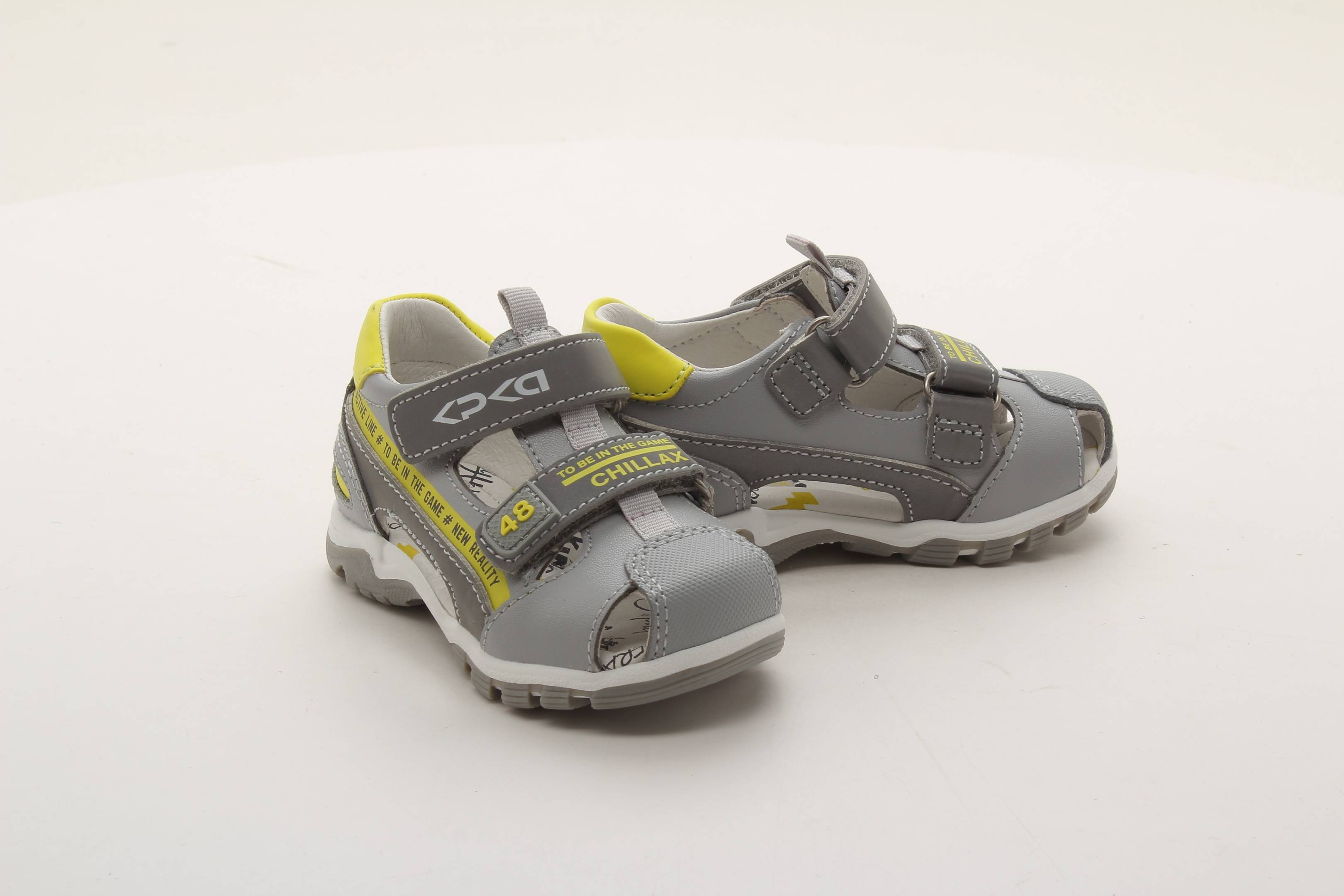 Сандалии закрытые