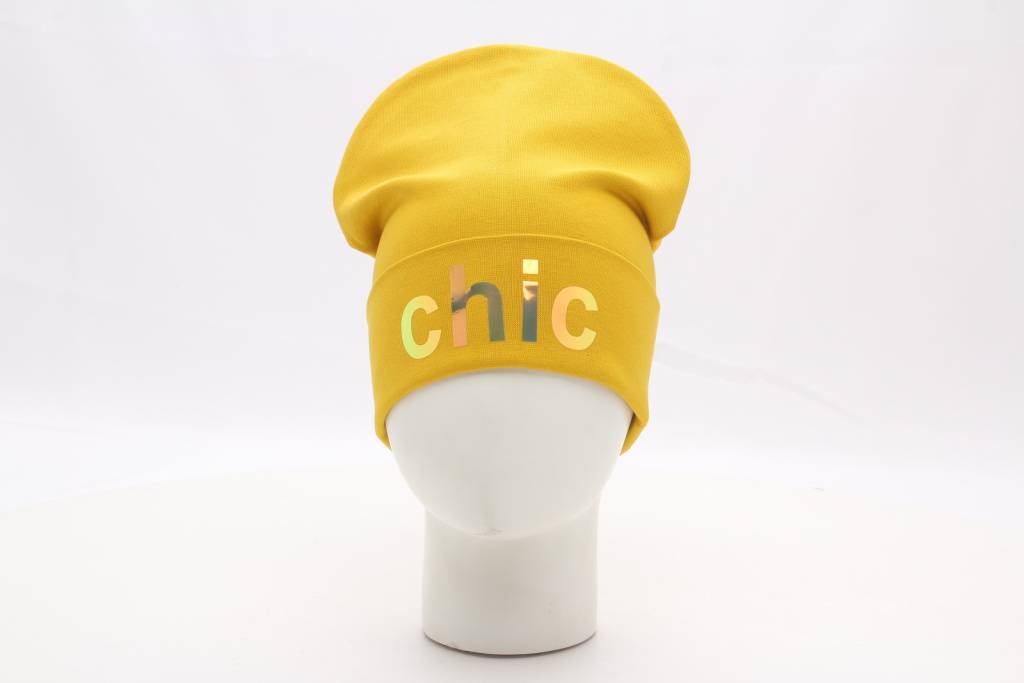 Шапка с отворотом трикотажная